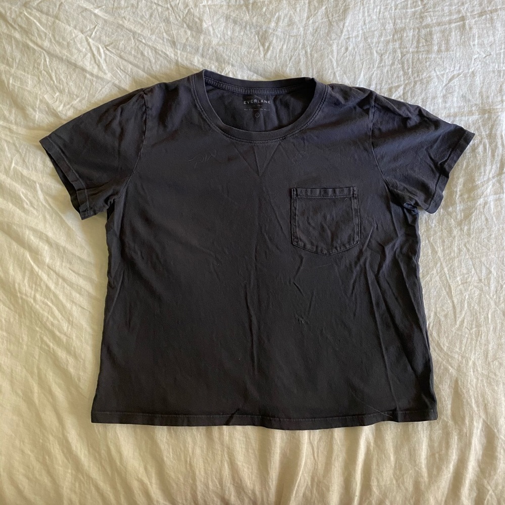 Everlane Box Pocket Tee